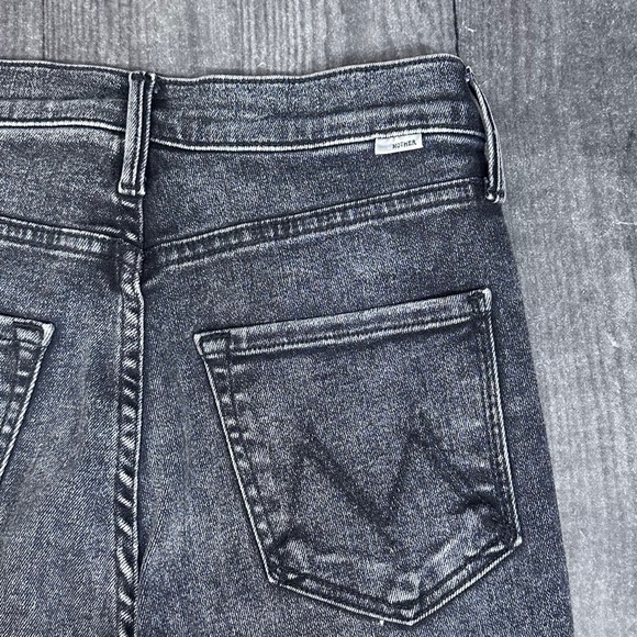 Mother Pixie Dazzler Ankle Fray Jeans in Train Stops [3503] - Picture 6 of 11